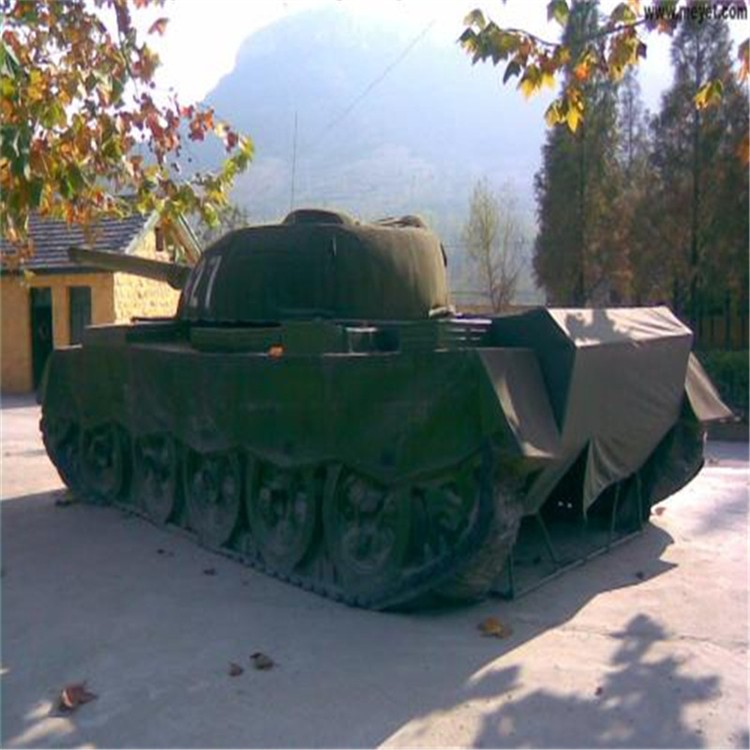 河西大型充气坦克